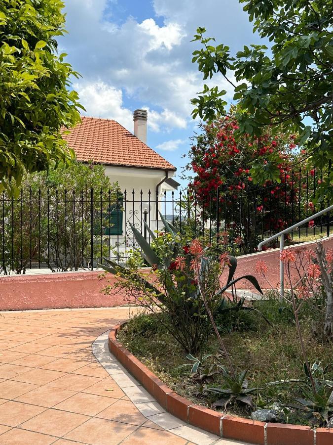 Villa Rosa Giustenice Εξωτερικό φωτογραφία
